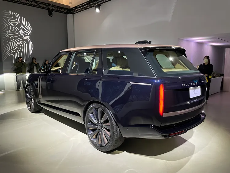 SV Bespoke 專屬訂製服務完美呈現英國頂級奢華工藝和個性化表徵的巔峰，同時也將為台灣層峰人士提供高度化客製選項且與專屬個人化的頂級購車服務。林浩昇攝