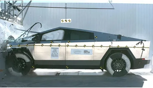 Tesla Cybertruck拿下NHTSA撞擊測試五星安全評等
