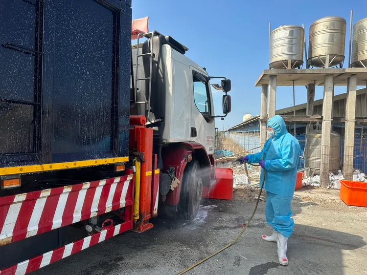 縣府呼籲養雞場落實防疫消毒工作。縣府提供