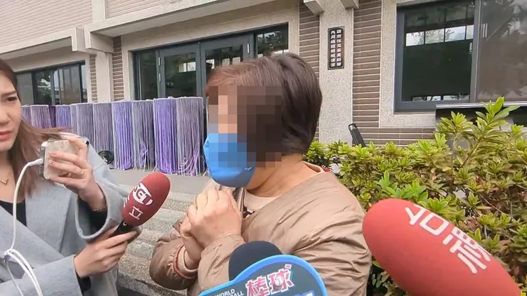 林姓女樓管的大姑姑痛心說，林女「頭這邊都不見了，後腦還一直流血」。民眾提供