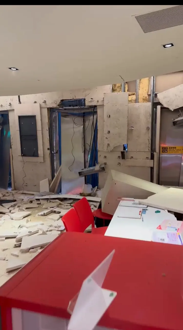 台中新光三越氣爆最新畫面。讀者提供