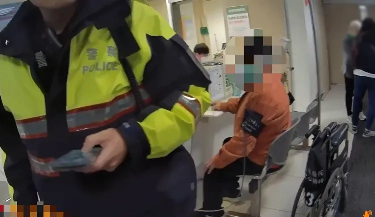 老翁順利抵達急診室。警方提供