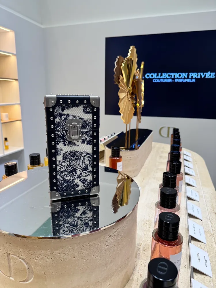 香氛世家高訂精裝香氛盒，200ml／10萬元。張家玲攝