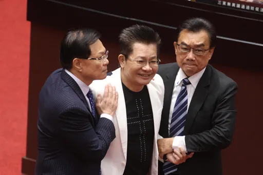 吳春城請辭立委喊「任務完成」 民眾黨回應了