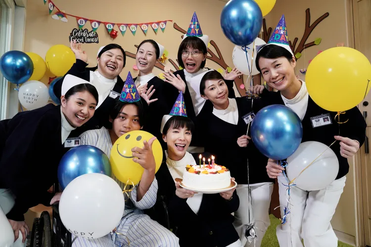 大愛劇《生日快樂》描述心蓮病房醫護與病患的真實故事。大愛提供