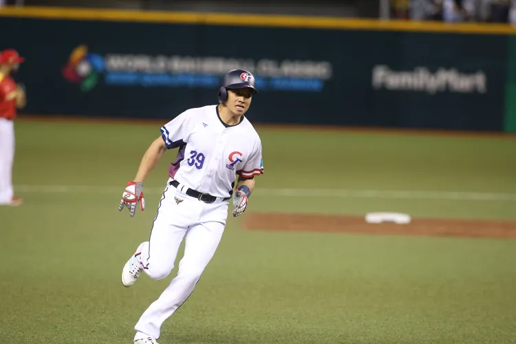 吳念庭今天單場3安。  彭欣偉攝