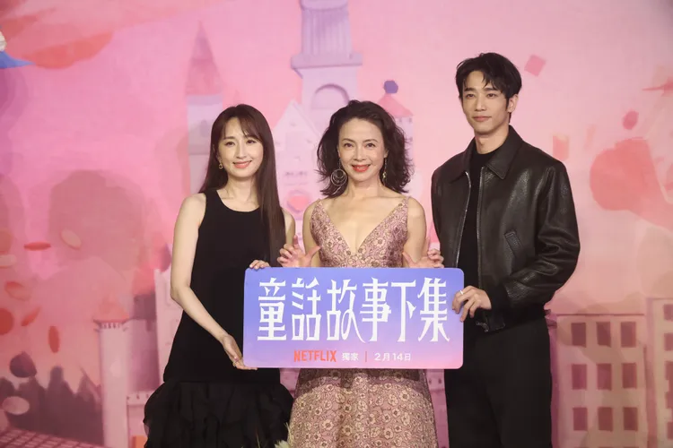 柯淑勤（中）戲裡飾演柯佳嬿（左）婆婆、劉以豪媽媽。彭欣偉攝