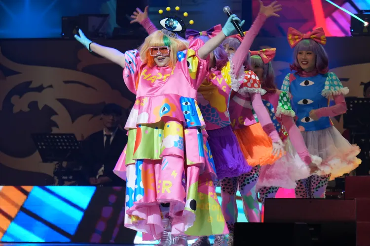 林美秀接力熱唱新歌《金罵沒ㄤ》。彭欣偉攝