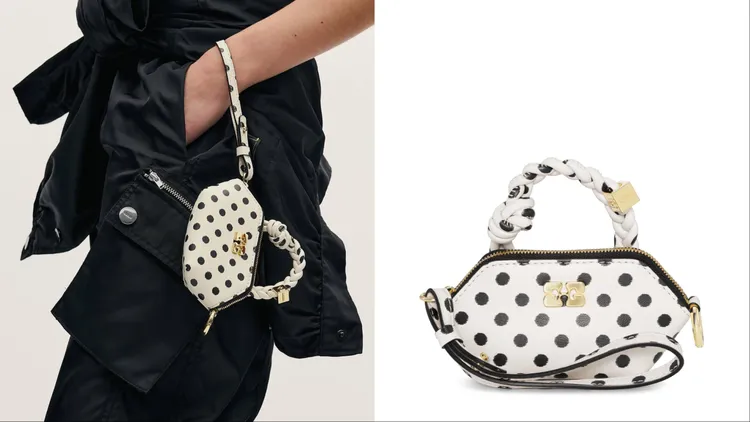 GANNI BOU BAG圓點印花奈米包（白鷺），8800元。品牌提供