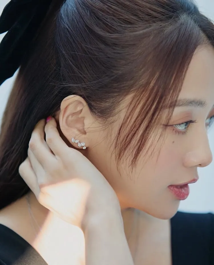 吳映潔上月宣布自己升格為母親。品牌提供