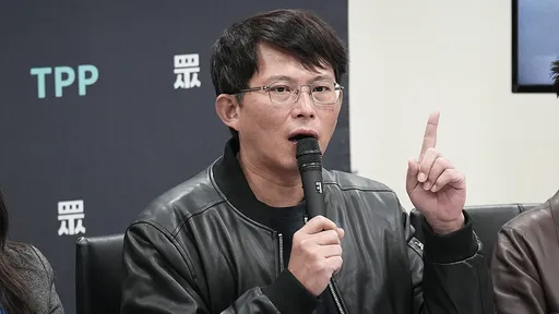 網友辱罵黃國昌!小草不爽留言反擊 回罵「垃圾中的垃圾」下場曝光