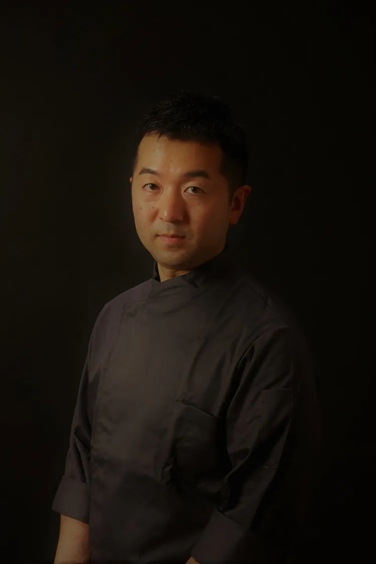 在日本廚壇擁有傳奇地位的米其林三星中餐廳─ 茶禪華(Sazenka) 主廚川田智也(Tomoya Kawada)將於3/6起帶領團隊前來台北晶華酒店舉辦他們海外第一場客座活動。台北晶華酒店提供