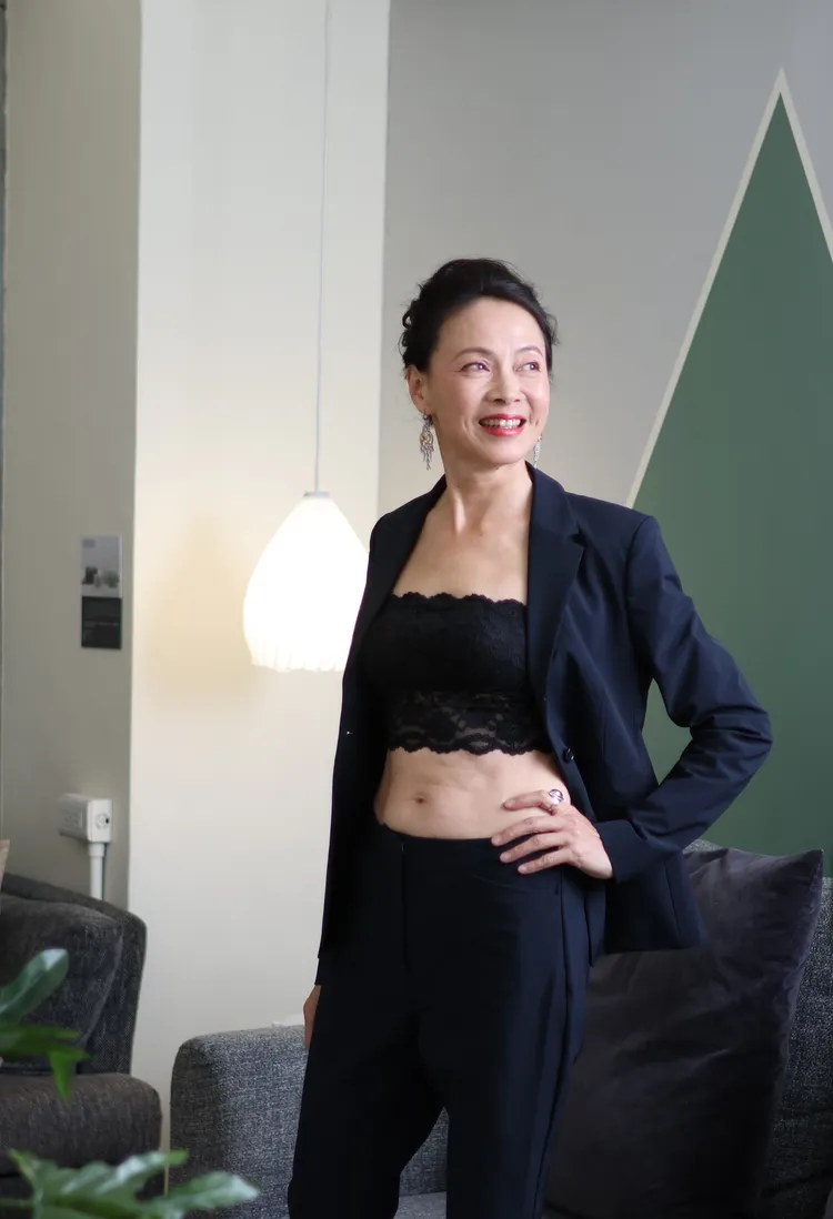 柯淑勤身材比例好，是模特兒出道。攝影中心攝