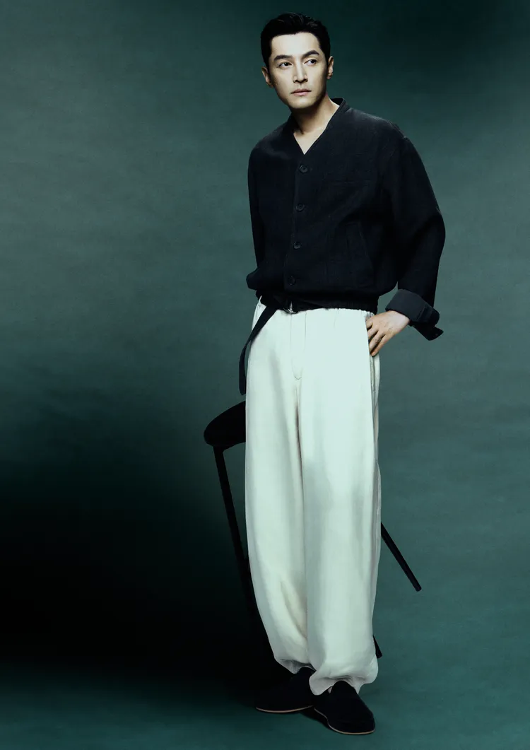 胡歌工作室在消息傳得沸沸揚揚才出面澄清，讓粉絲不滿。品牌提供