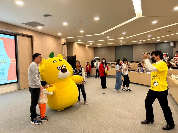 觀光講座將從廣島請來吉祥物HIROKUMA現身互動。廣島縣觀光聯盟台灣辦事處提供