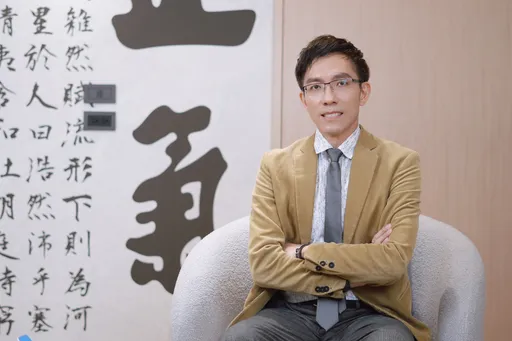 打詐英雄|痛心父親也遭拐ATM轉帳!朝和生醫總經理張碩文投身防詐:守護全民財產