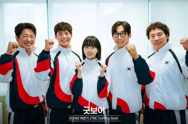 朴寶劍（左二起）、金所泫、李相二在《Good Boy》詮釋運動選手。翻攝JTBC