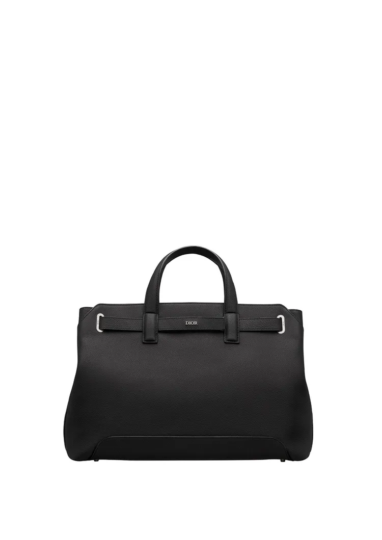 DIOR Normandie黑色粒面小牛皮中型包款，22萬元。品牌提供