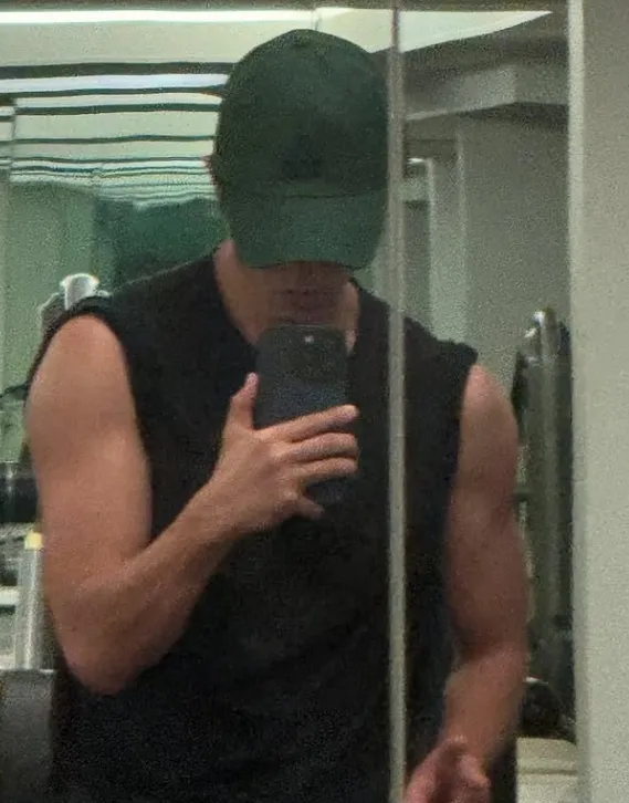 山下智久手臂線條迷人。翻攝自山下智久IG