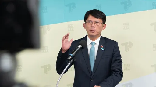 黨主席剛換人支持度就回升!民眾黨支持度「谷底攀升」
