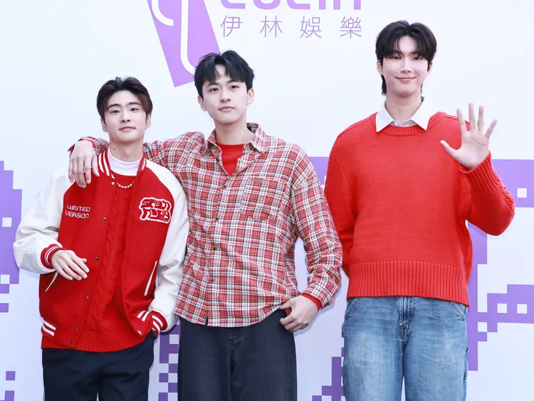 伊林娛樂今開工。攝影中心攝