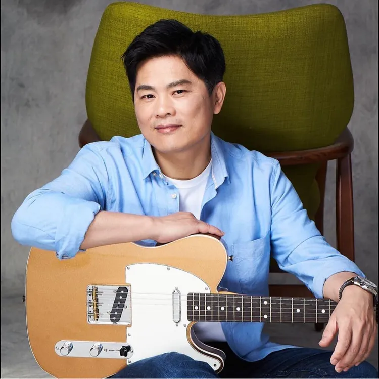 蘇明淵在社群分享父親離世的悲傷消息。翻攝蘇明淵臉書