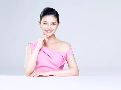 大S骨灰放家中豪宅鄰居抗議 網友意見一面倒