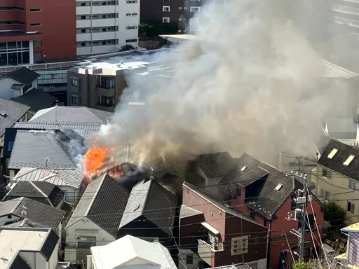 東京大火延燒中!已燒毀6棟住宅 36台消防車緊急出動