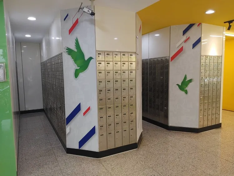 「i郵箱寄取店」新增包裹寄件櫃打破單一儲格限制等3大特色。中華郵政提供