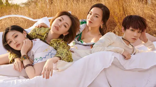 「華岡七仙女」缺了大S 阿雅難捨30年姊妹:妳的離開是我刻在心裡的哀傷