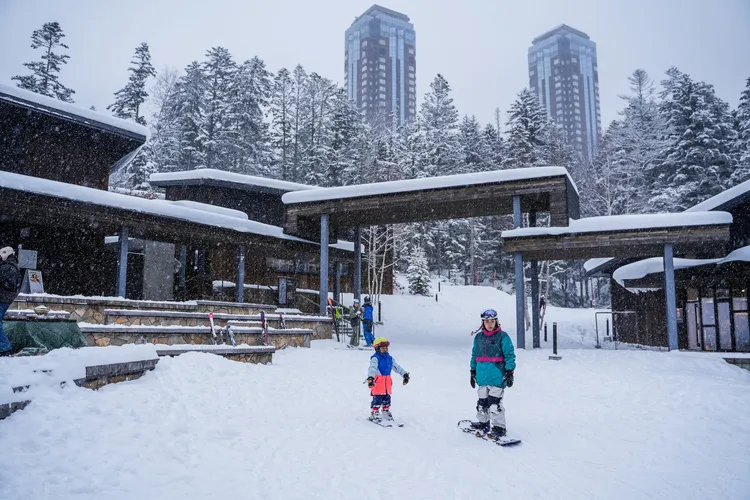 可「Ski-in Ski-out」的Hotalu Street。田欣雲攝影