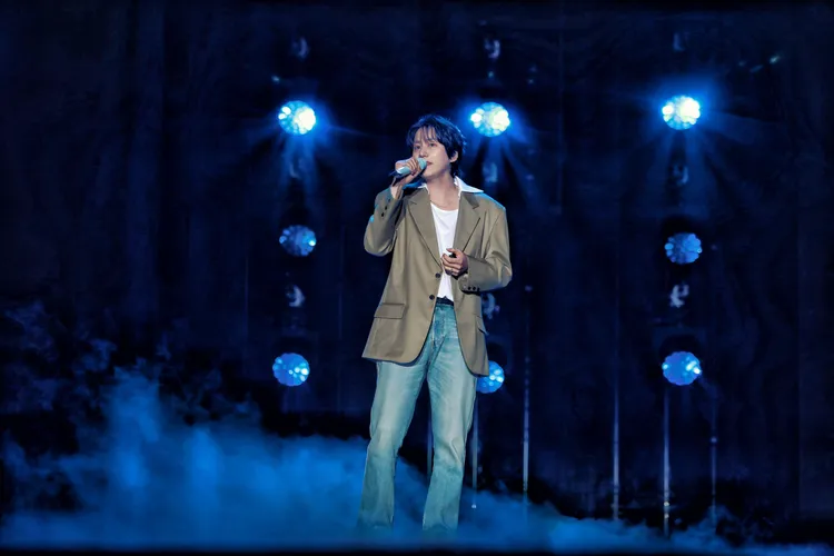 圭賢自嘲今晚的粉絲有點少，開玩笑說「要讓今天沒來的人後悔」。D-SHOW提供