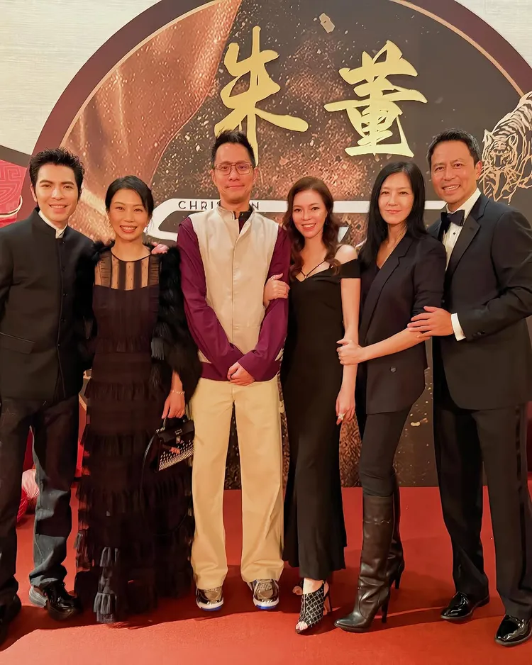 蕭敬騰夫妻、曾馨瑩、林熙蕾夫妻都來祝賀。翻攝關穎IG