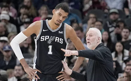 傳奇老教頭波波維奇中風後首度現身馬刺 希望未來還能回來執教