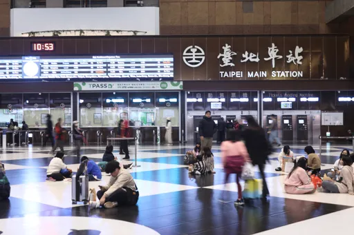 台鐵漲票價今通過!北高自強號須975元 有望轉虧為盈