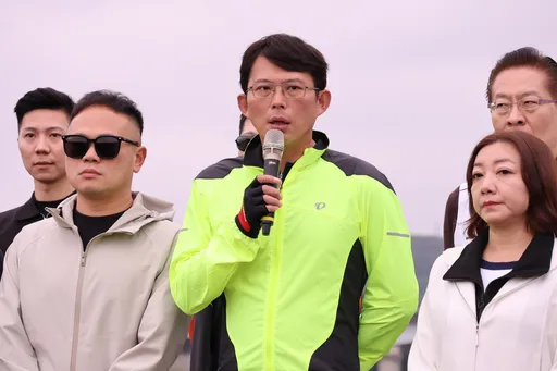 民眾黨一級主管總辭　黃國昌慰留「他」續任！