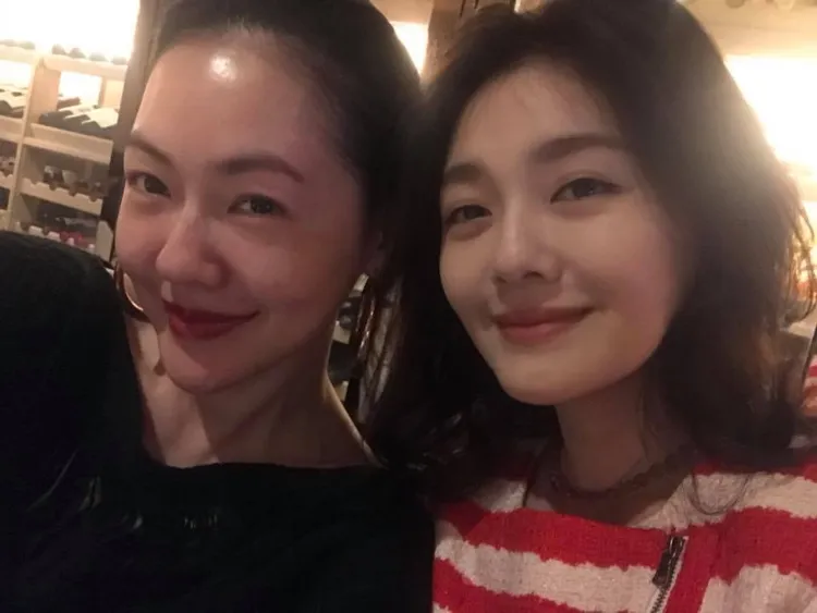 小S（左）對姊姊大S無盡思念。翻攝自小S臉書