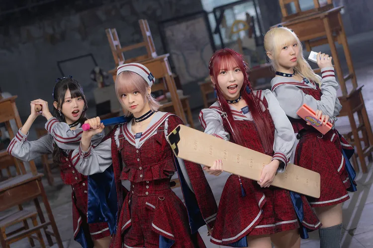 林于馨、蔡伊柔、林易沄、劉曉晴參與拍攝工作。好言娛樂提供