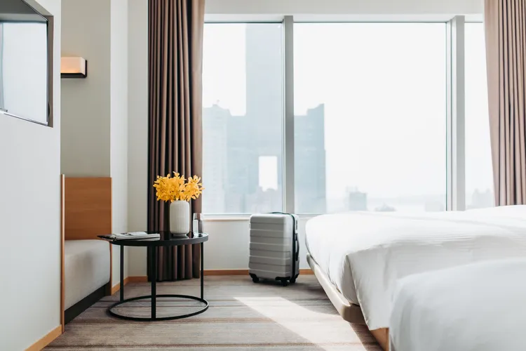 入住和逸飯店．高雄中山館，欣賞85大樓高空美景。國泰飯店觀光事業提供