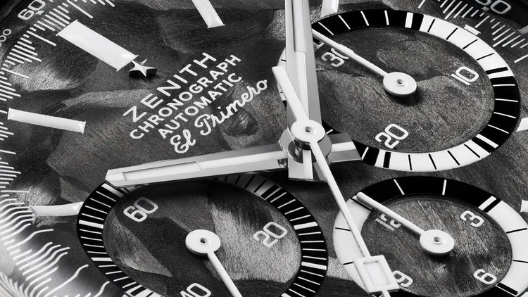 黑白雙色小錶盤與夜光時標、指針相輔相成。品牌提供