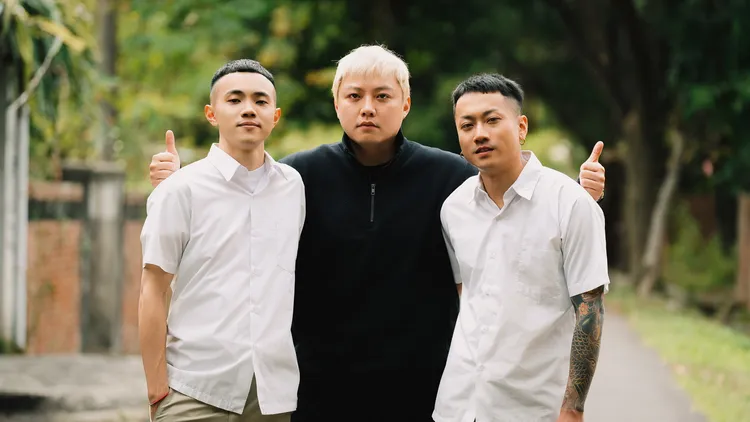 演員政賢(左起)、歐吉虎、金鐘獎最佳新人五木。混血兒娛樂提供