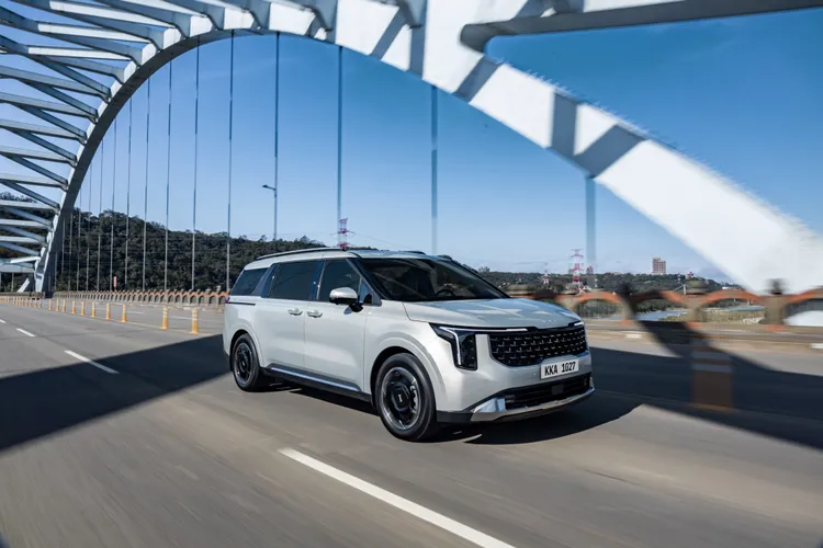  Carnival 結合MPV的高運載機能與SUV運動化外型，以GUV(Grand Utility Vehicle) 重新定義市場定位，累計至今訂單已突破900張。業者提供