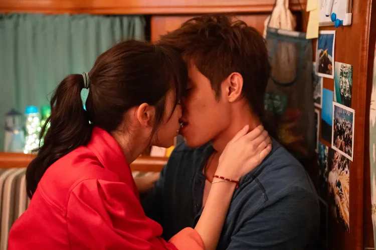 詹懷雲和林奕嵐有吻戲。台北双喜提供