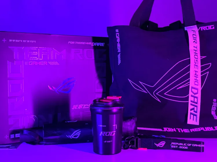 3月底前預購GeForce RTX 5070 Ti以上指定顯卡電競筆電 ，送「ROG無懼禮盒」(價值$5,090)。華碩提供