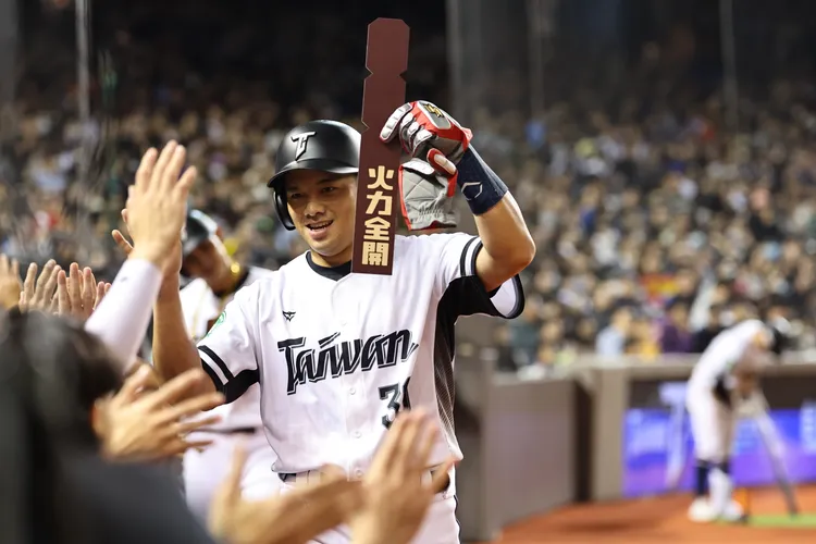 吳念庭單場雙安。  中職提供