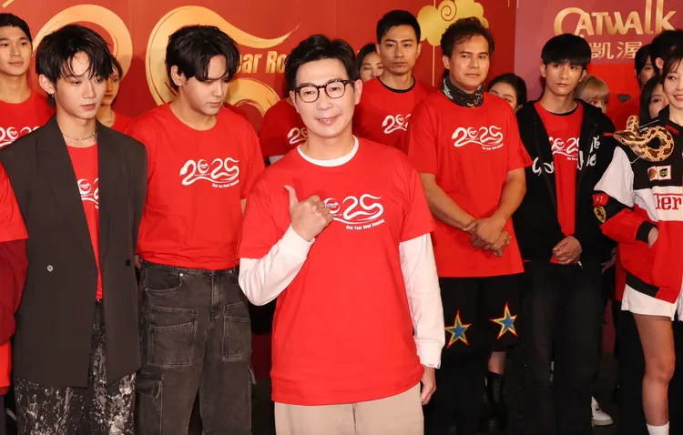 品冠（中）今出席凱渥娛樂在公司開工活動。莊宗達攝