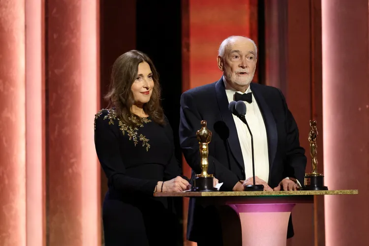 芭芭拉布洛克利（左）與麥克威爾遜是今年奧斯卡終身成就獎得主，去年11月已提前頒發。路透