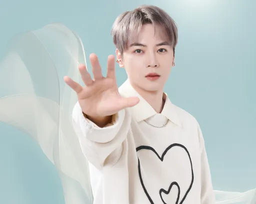 男星生日笑納450萬大禮 歡慶長達兩個月