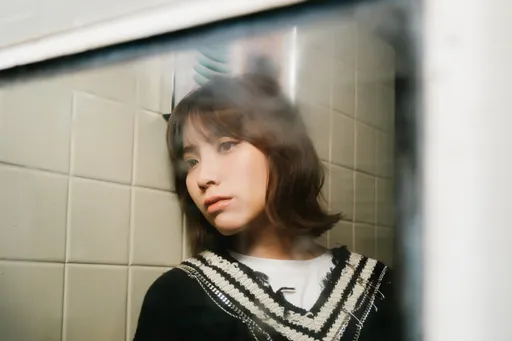 女歌手才擺脫變態地縛靈 爸媽氣到斷絕關係