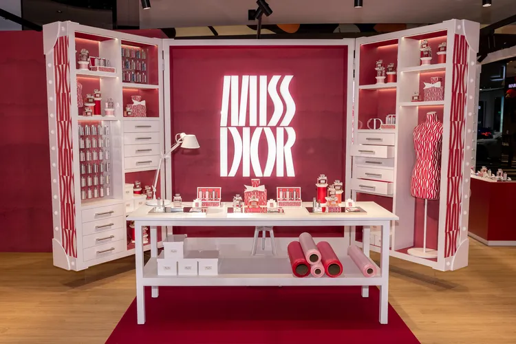 MISS DIOR訂製工坊。品牌提供